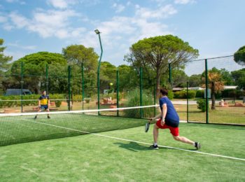 Oasis Village Padel