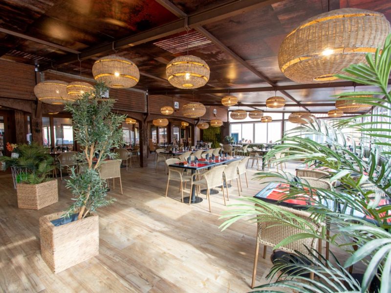 Oasis Village - Restaurant